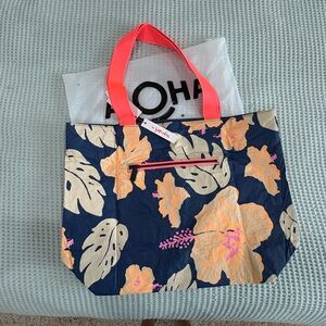 NWT Aloha Collection Day Tripper Bag